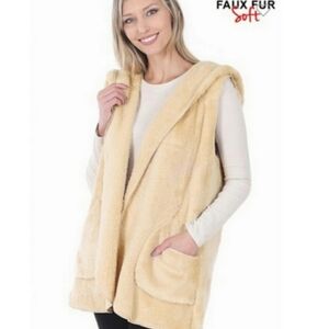 Zenana Outfitters Sherpa Faux Fur Hooded Open Vest w Pockets